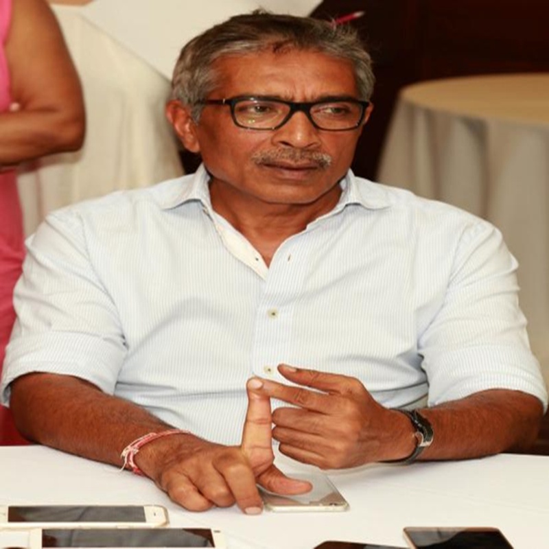 Filmmaker Prakash Jha discussing revolution and oppression in Mumbai office Filmmaker Prakash Jha discussing revolution and oppression in Mumbai office