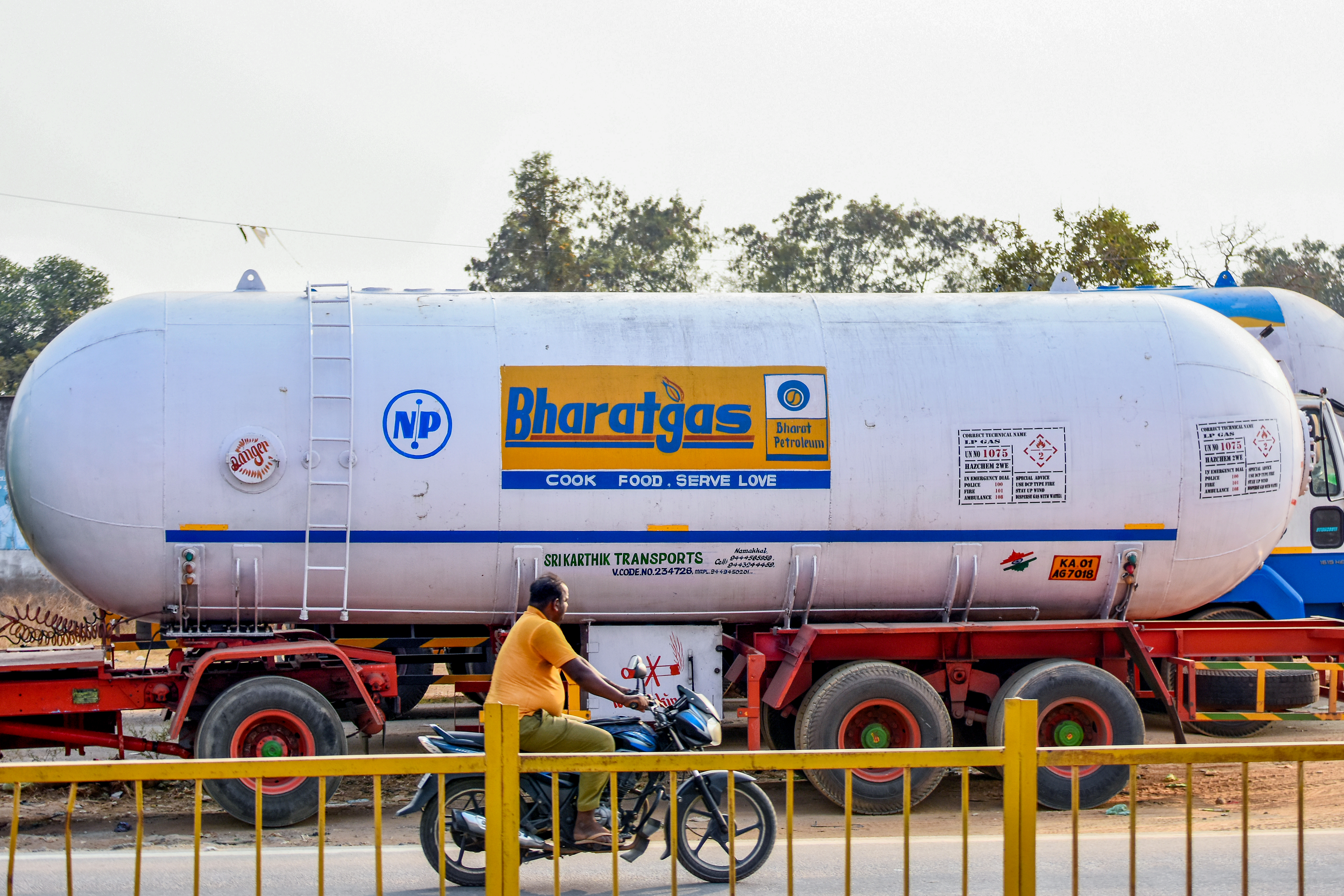 Finance Minister Nirmala Sitharaman addressing LPG production for households Finance Minister Nirmala Sitharaman addressing LPG production for households