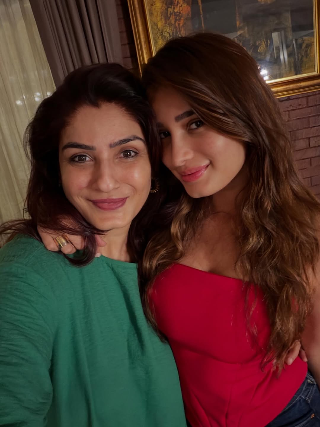 Rasha Thadani 21st birthday celebration with family Rasha Thadani 21st birthday celebration with family