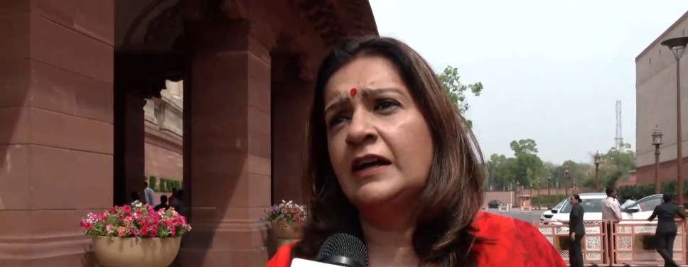 Priyanka Chaturvedi speaking outside Parliament about Rajya Sabha horse trading allegations Priyanka Chaturvedi speaking outside Parliament about Rajya Sabha horse trading allegations