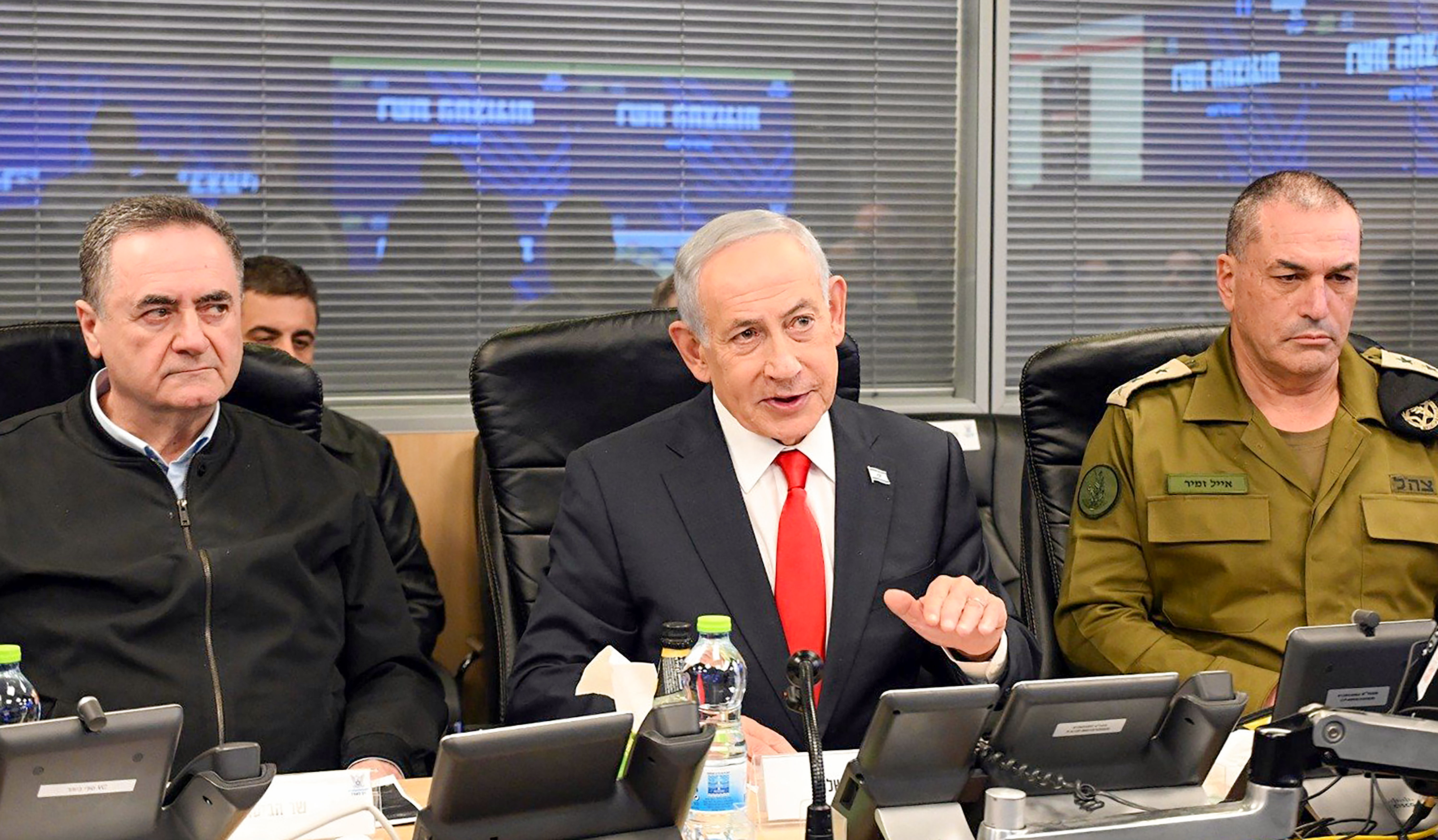 Netanyahu and Trump negotiating to eliminate nuclear danger in Iran agreement Netanyahu and Trump negotiating to eliminate nuclear danger in Iran agreement