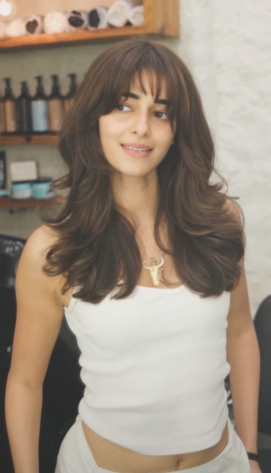 Ananya Panday showing off her new hairstyle with bangs and layers Ananya Panday showing off her new hairstyle with bangs and layers