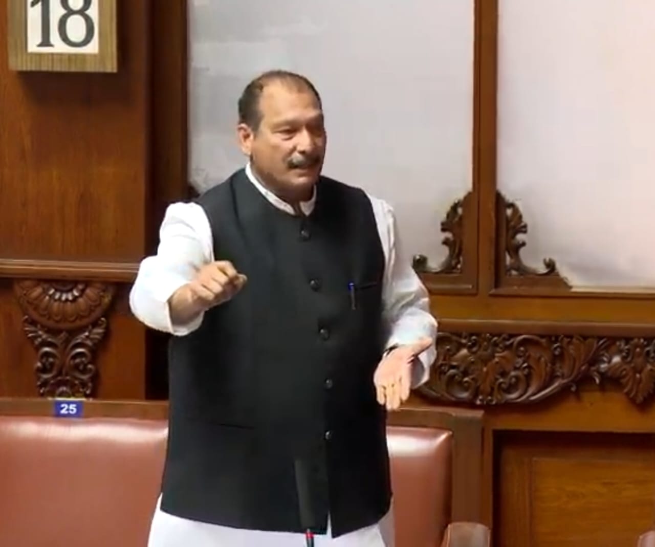Karnataka Legislators' House during LPG shortage crisis Karnataka Legislators' House during LPG shortage crisis