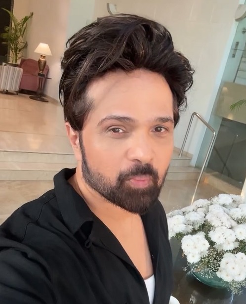 Himesh Reshammiya celebrating 20 years of Mujhko Yaad Sataye Teri song Himesh Reshammiya celebrating 20 years of Mujhko Yaad Sataye Teri song