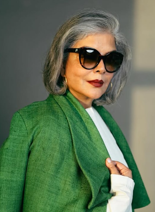 Zeenat Aman performing in The Great Gambler song with confidence Zeenat Aman performing in The Great Gambler song with confidence
