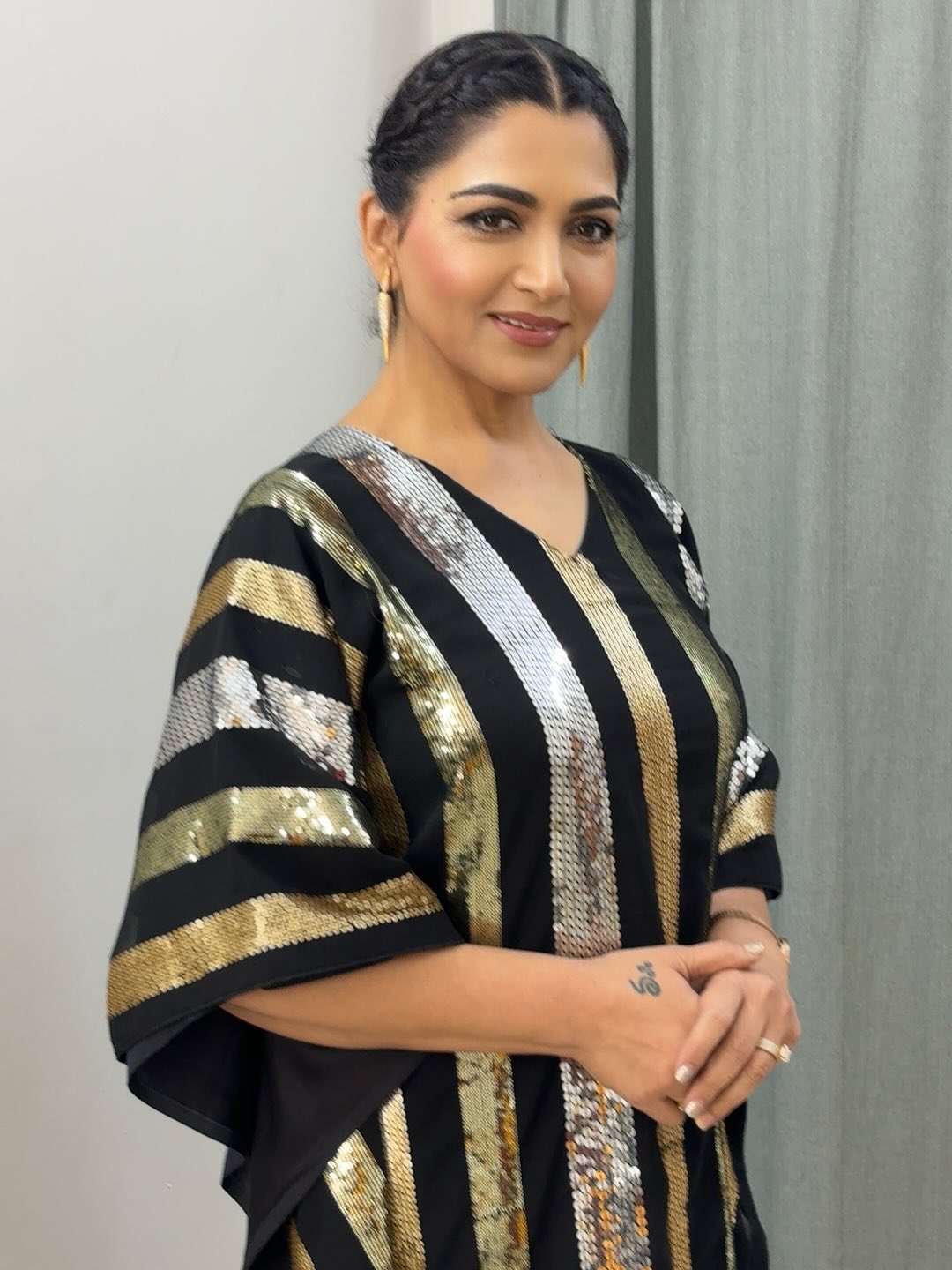 Khushboo Sundar discusses Vijay and Trisha controversy in interview Khushboo Sundar discusses Vijay and Trisha controversy in interview