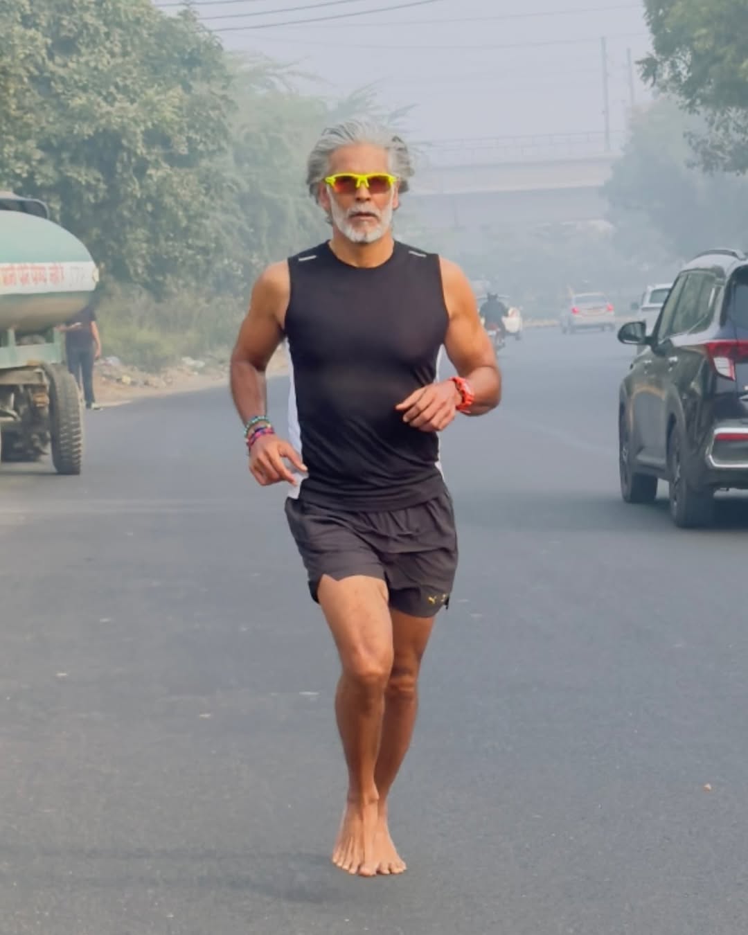 Milind Soman discussing women runners in Delhi and Mumbai Milind Soman discussing women runners in Delhi and Mumbai