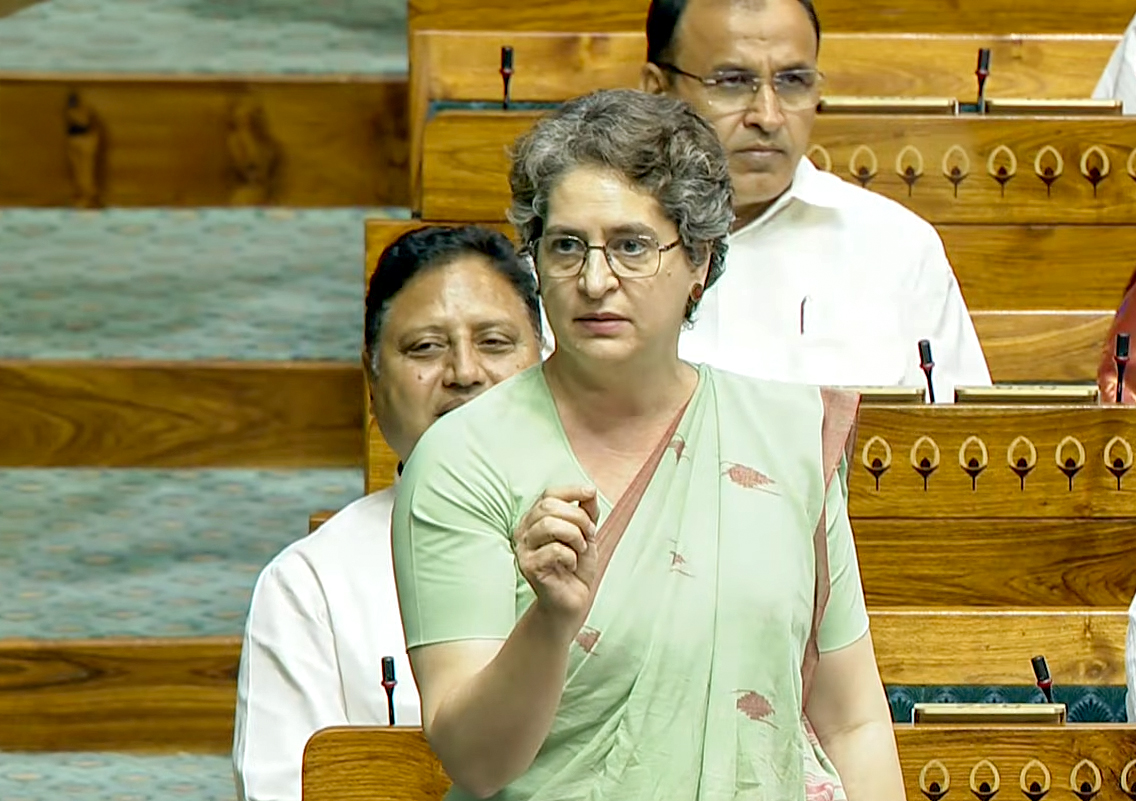 Priyanka Gandhi speaking in Lok Sabha about BJP and Nehru Priyanka Gandhi speaking in Lok Sabha about BJP and Nehru