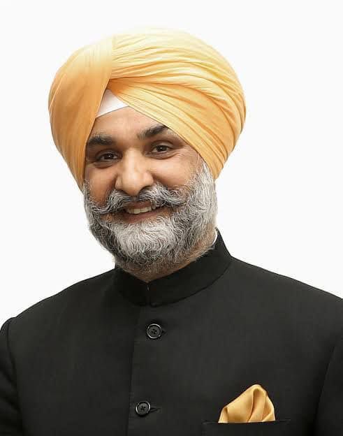 Taranjit Singh Sandhu taking oath as Delhi Lieutenant Governor Taranjit Singh Sandhu taking oath as Delhi Lieutenant Governor