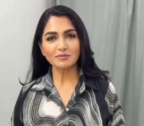 Khushboo Sundar comments on World Cup trophy temple visit Khushboo Sundar comments on World Cup trophy temple visit