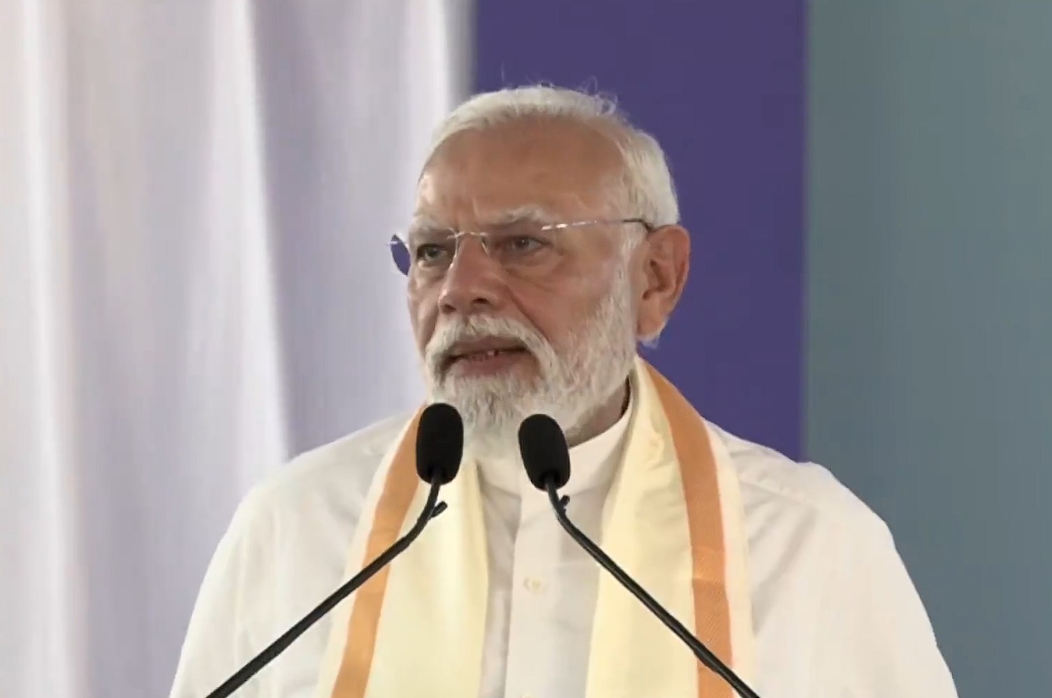 PM Modi addressing the Dheevara Sabha gathering in Kochi PM Modi addressing the Dheevara Sabha gathering in Kochi