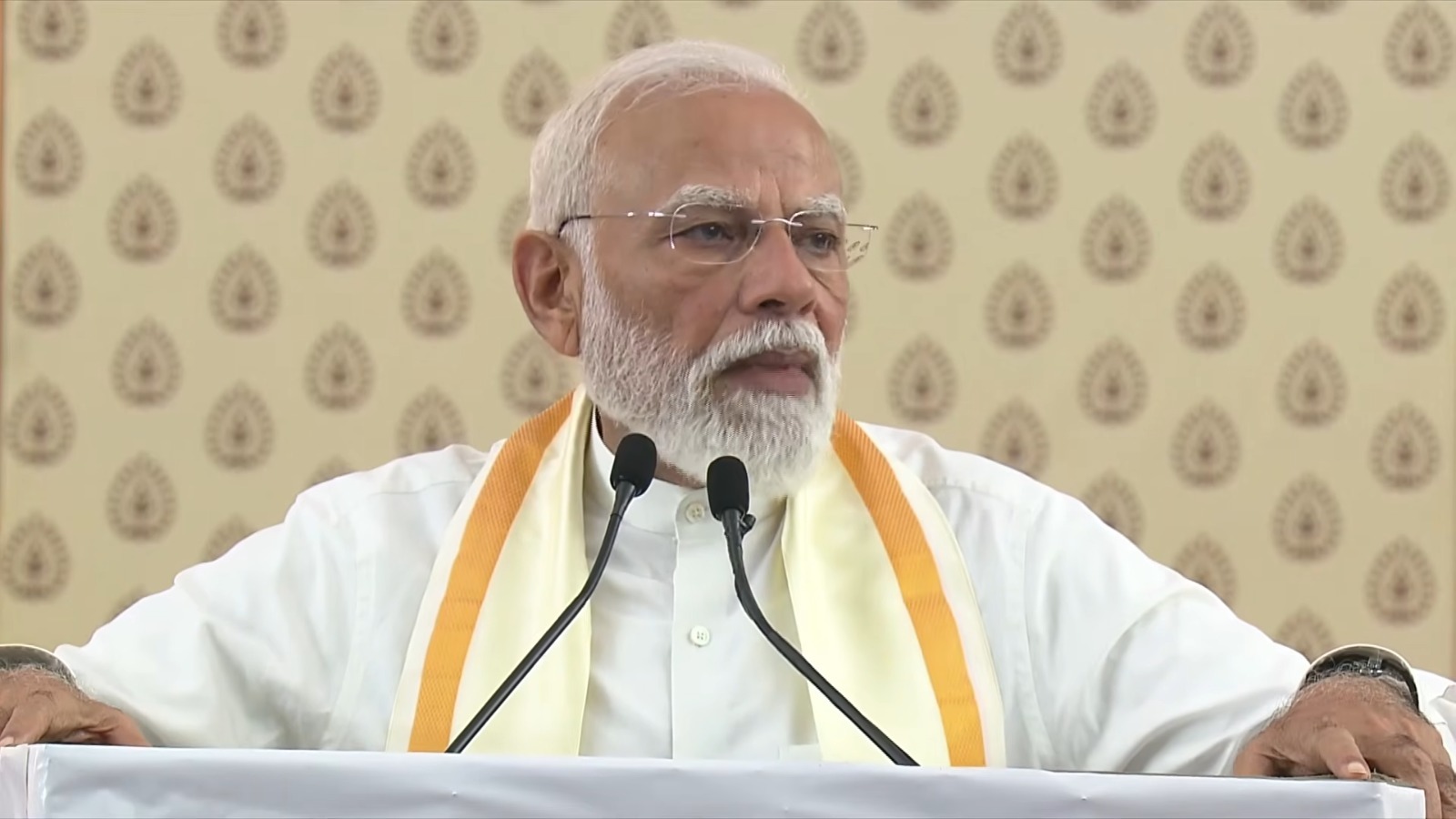 PM Modi addressing NDA convention in Kochi about Keralam PM Modi addressing NDA convention in Kochi about Keralam