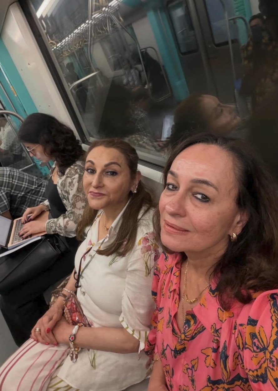 Soni Razdan riding Mumbai Metro Aqua Line from T1 to Cuffe Parade Soni Razdan riding Mumbai Metro Aqua Line from T1 to Cuffe Parade
