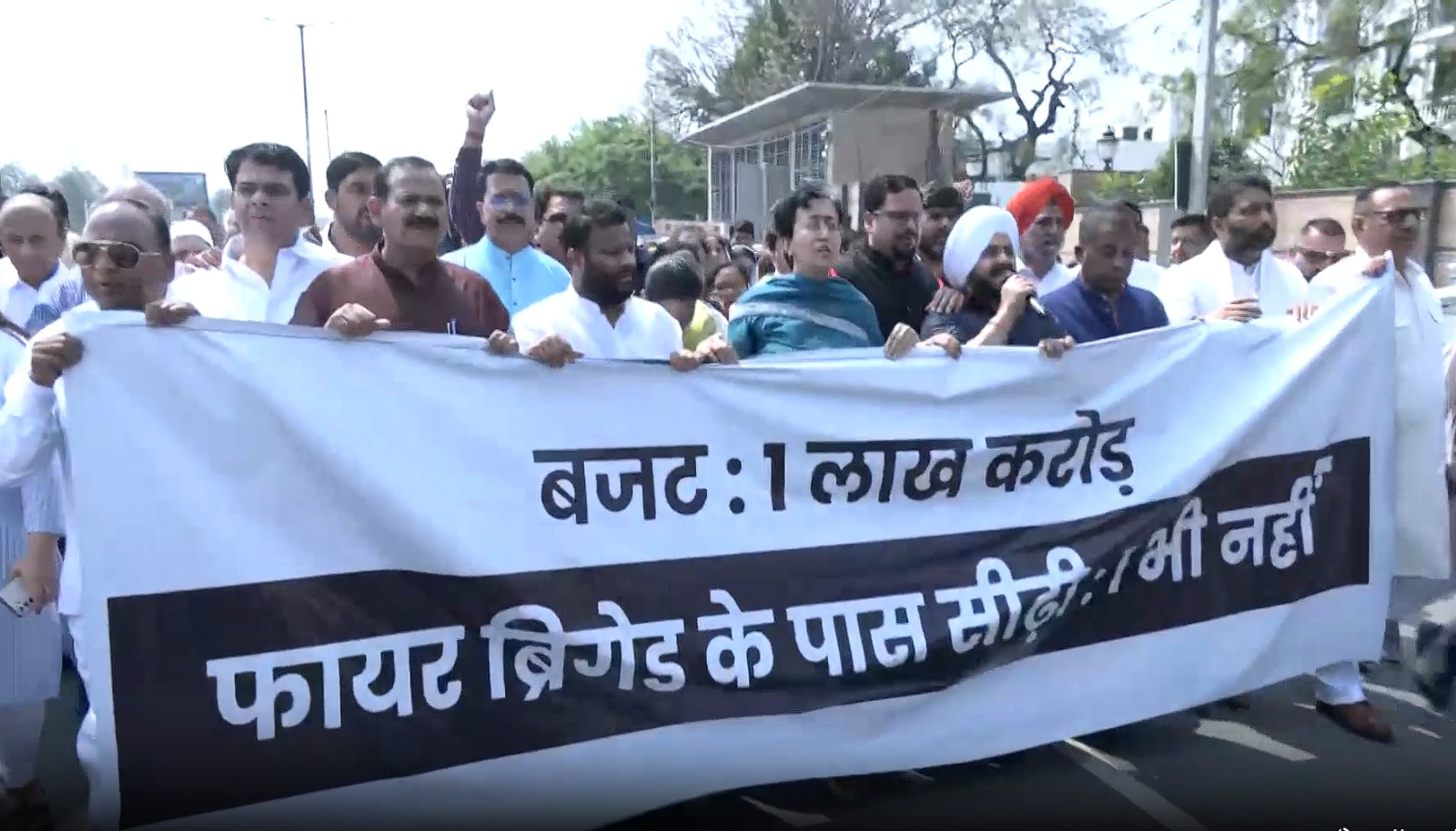 AAP MLAs protest Delhi fire safety outside Assembly AAP MLAs protest Delhi fire safety outside Assembly