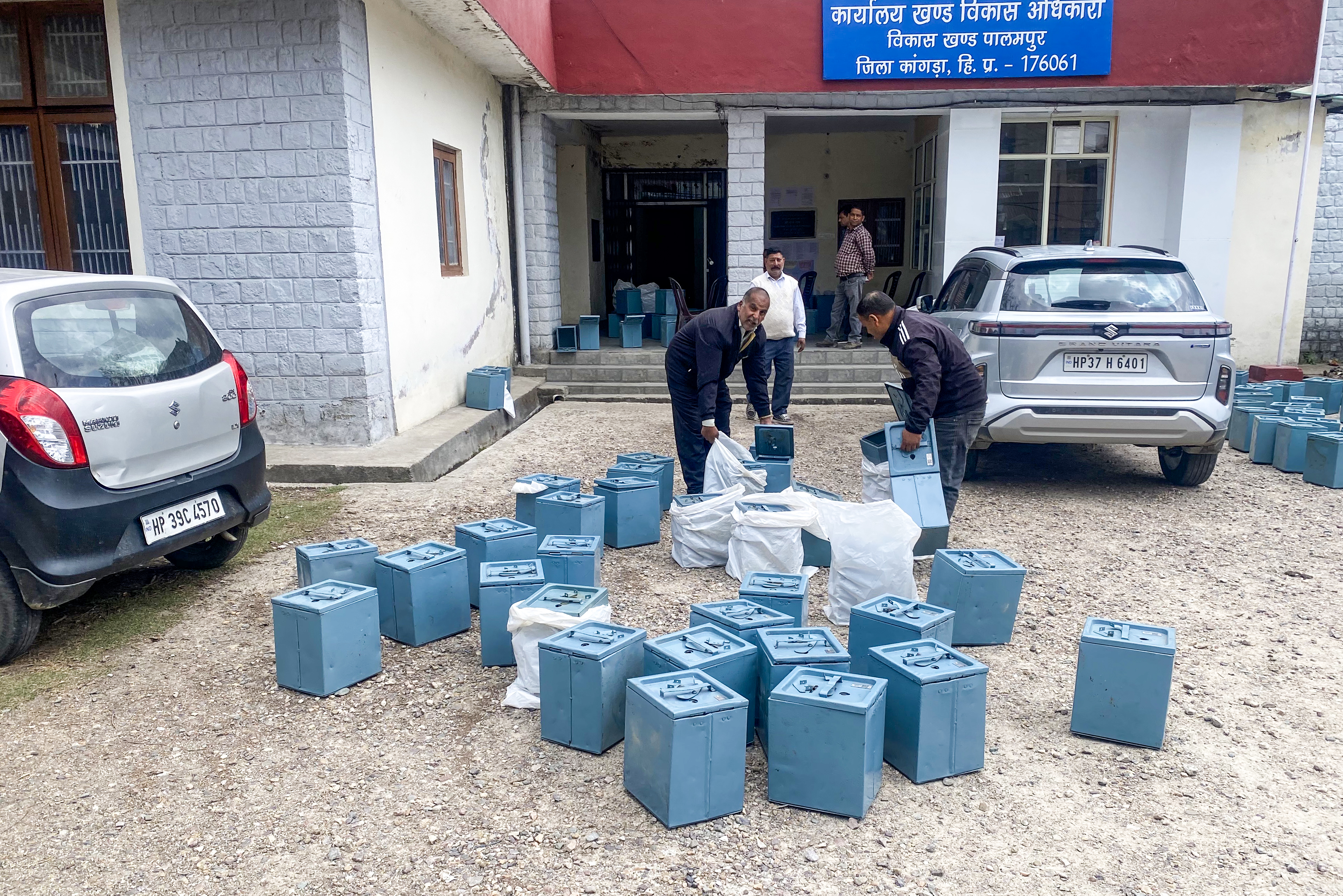 Government funding for rural local governance in six Indian states Government funding for rural local governance in six Indian states