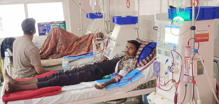 Patient receiving dialysis treatment under Ayushman Bharat Yojana at Dewas District Hospital Patient receiving dialysis treatment under Ayushman Bharat Yojana at Dewas District Hospital