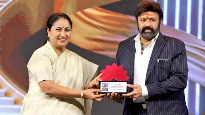 Nandamuri Balakrishna receiving Lifetime Achievement Award at IFFD Nandamuri Balakrishna receiving Lifetime Achievement Award at IFFD