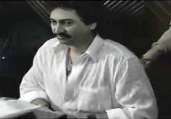 Kumar Sanu and Anuradha Paudwal recording Dil Hai Ke Manta Nahin duet Kumar Sanu and Anuradha Paudwal recording Dil Hai Ke Manta Nahin duet