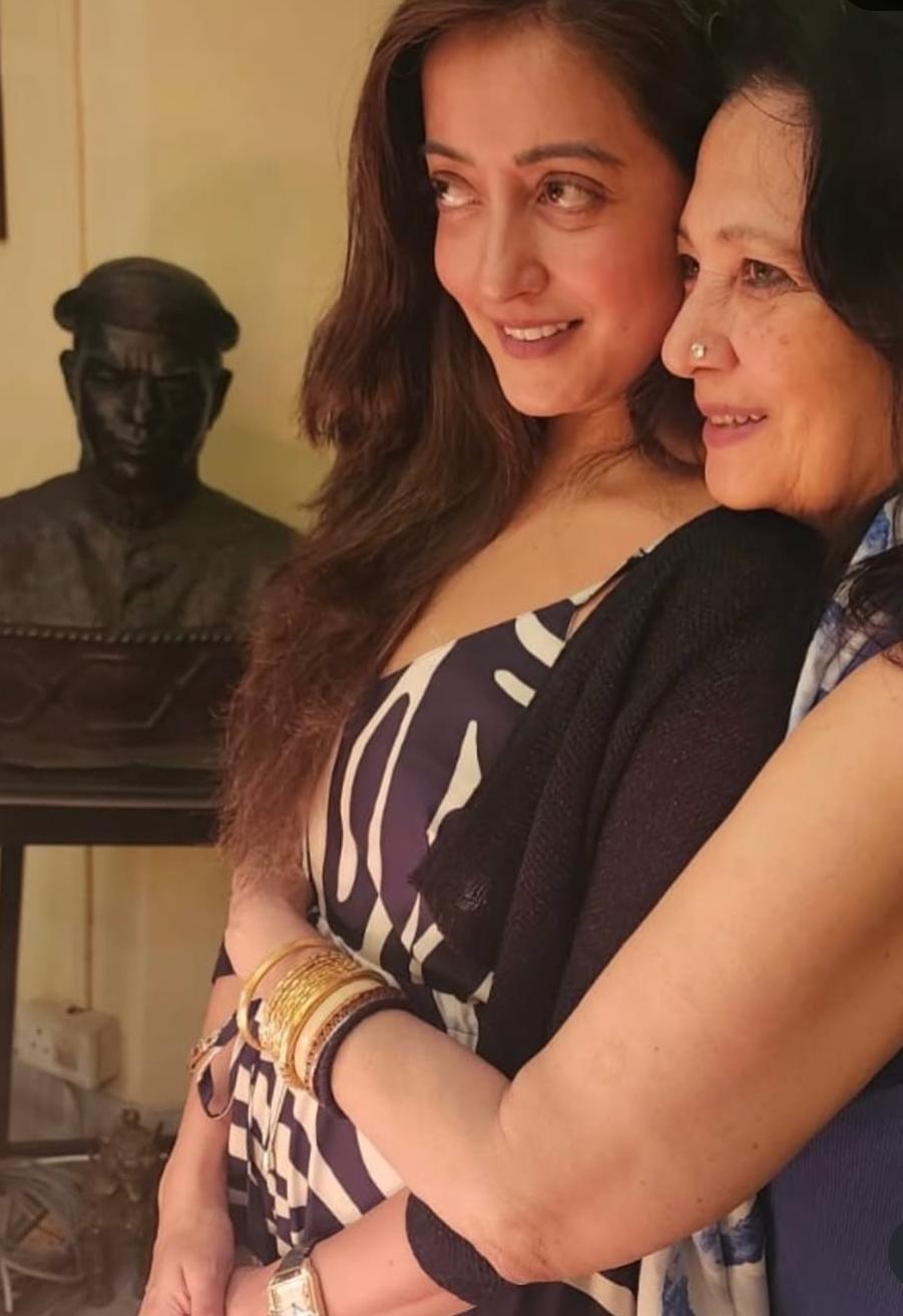 Moon Moon Sen birthday celebration family photos Moon Moon Sen birthday celebration family photos