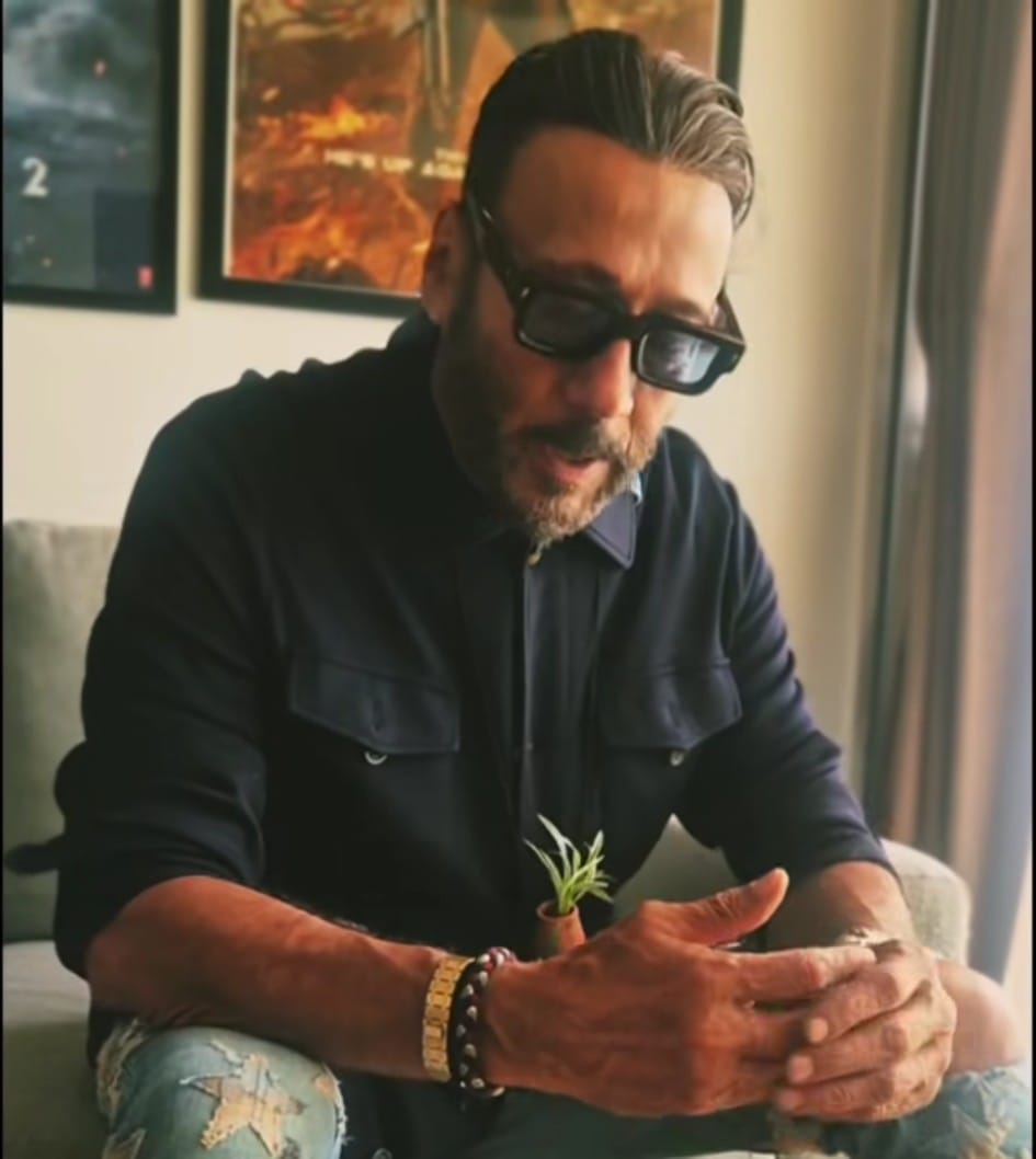 Jackie Shroff Govinda Sanjay Dutt in Ek Aur Ek Gyarah 23 year anniversary Jackie Shroff Govinda Sanjay Dutt in Ek Aur Ek Gyarah 23 year anniversary