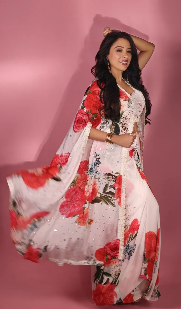 Rupali Ganguly and Rishi Kapoor Vaishno Devi memory Rupali Ganguly and Rishi Kapoor Vaishno Devi memory