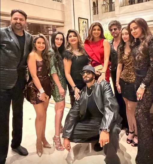 Shah Rukh Khan Ranveer Singh Sanjay Dutt epic night celebration photo Shah Rukh Khan Ranveer Singh Sanjay Dutt epic night celebration photo