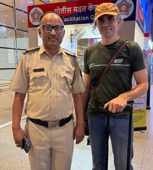 Imtiaz Ali thanks Mumbai Police for lost bag retrieval at airport Imtiaz Ali thanks Mumbai Police for lost bag retrieval at airport