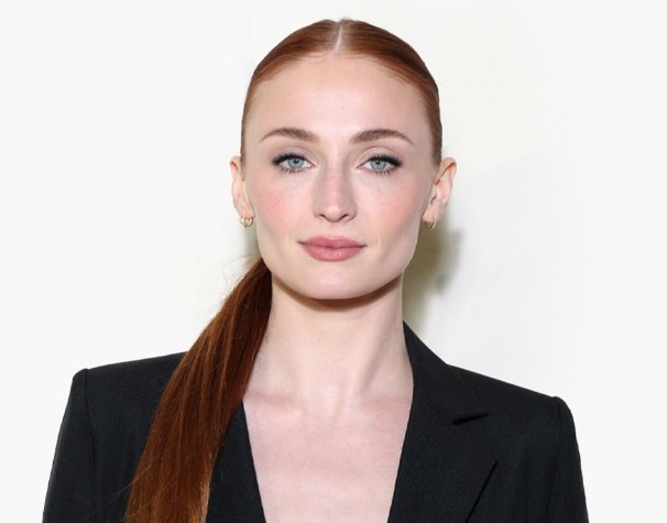 Sophie Turner as Lara Croft in Tomb Raider series first look Sophie Turner as Lara Croft in Tomb Raider series first look