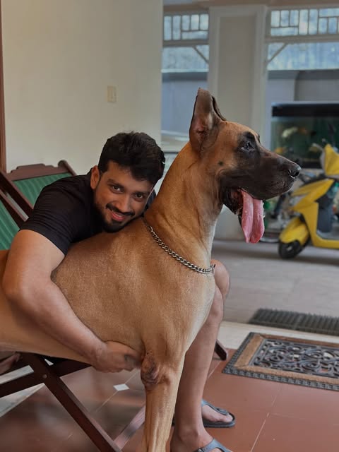 Kalidas Jayaram with his dog Bunty emotional tribute Kalidas Jayaram with his dog Bunty emotional tribute