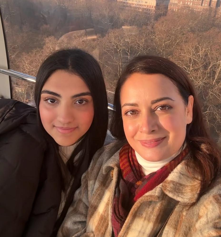 Dia Mirza and stepdaughter Samaira Rekhi smiling together Dia Mirza and stepdaughter Samaira Rekhi smiling together