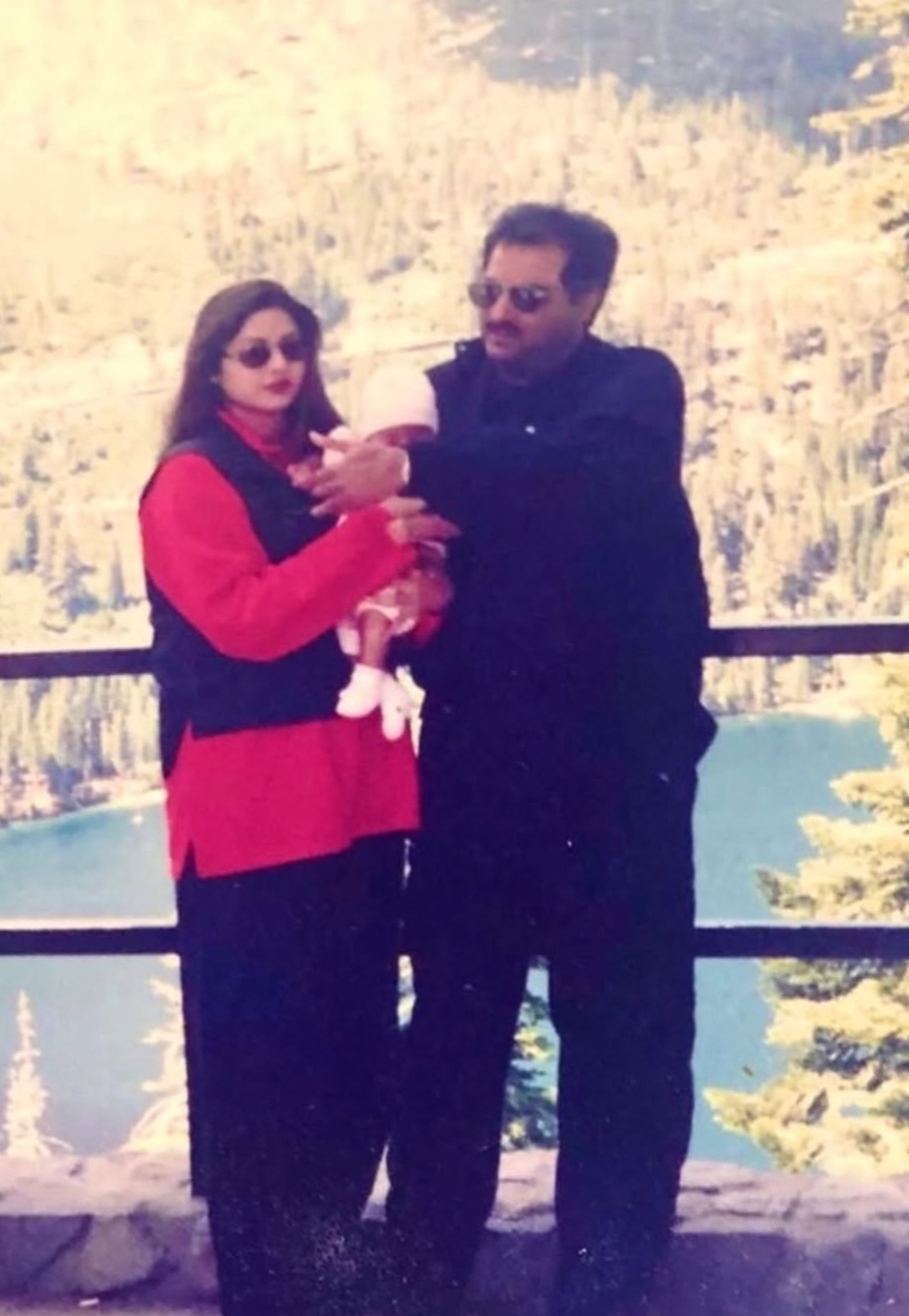 Boney Kapoor Sridevi and baby Janhvi Kapoor 1997 throwback photo Boney Kapoor Sridevi and baby Janhvi Kapoor 1997 throwback photo