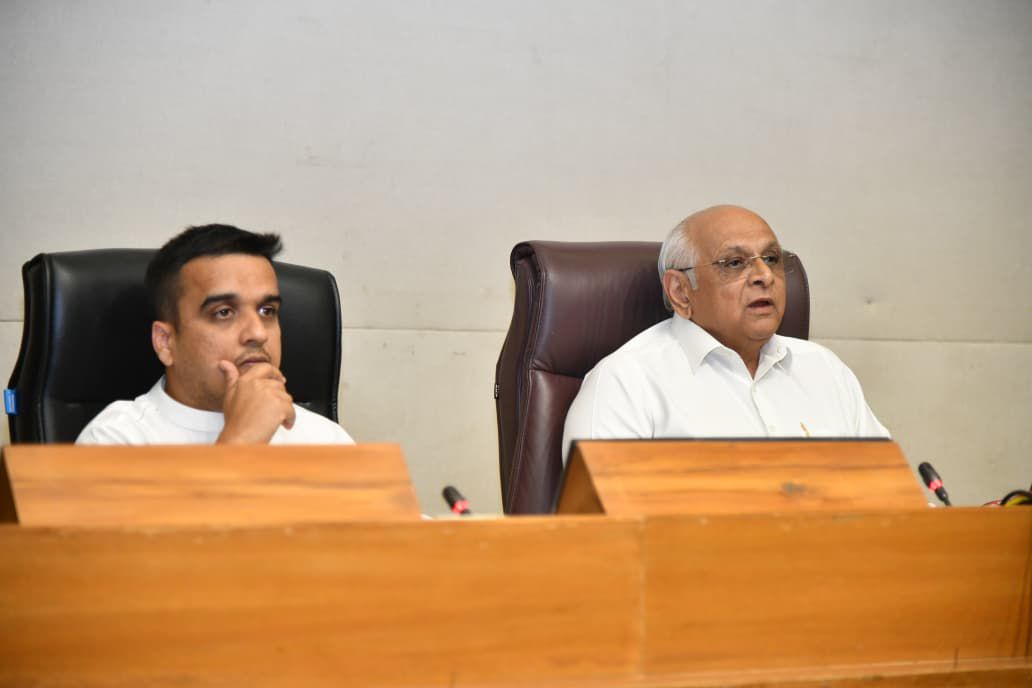 Gujarat political leaders addressing media about Kharge illiterate remark controversy Gujarat political leaders addressing media about Kharge illiterate remark controversy