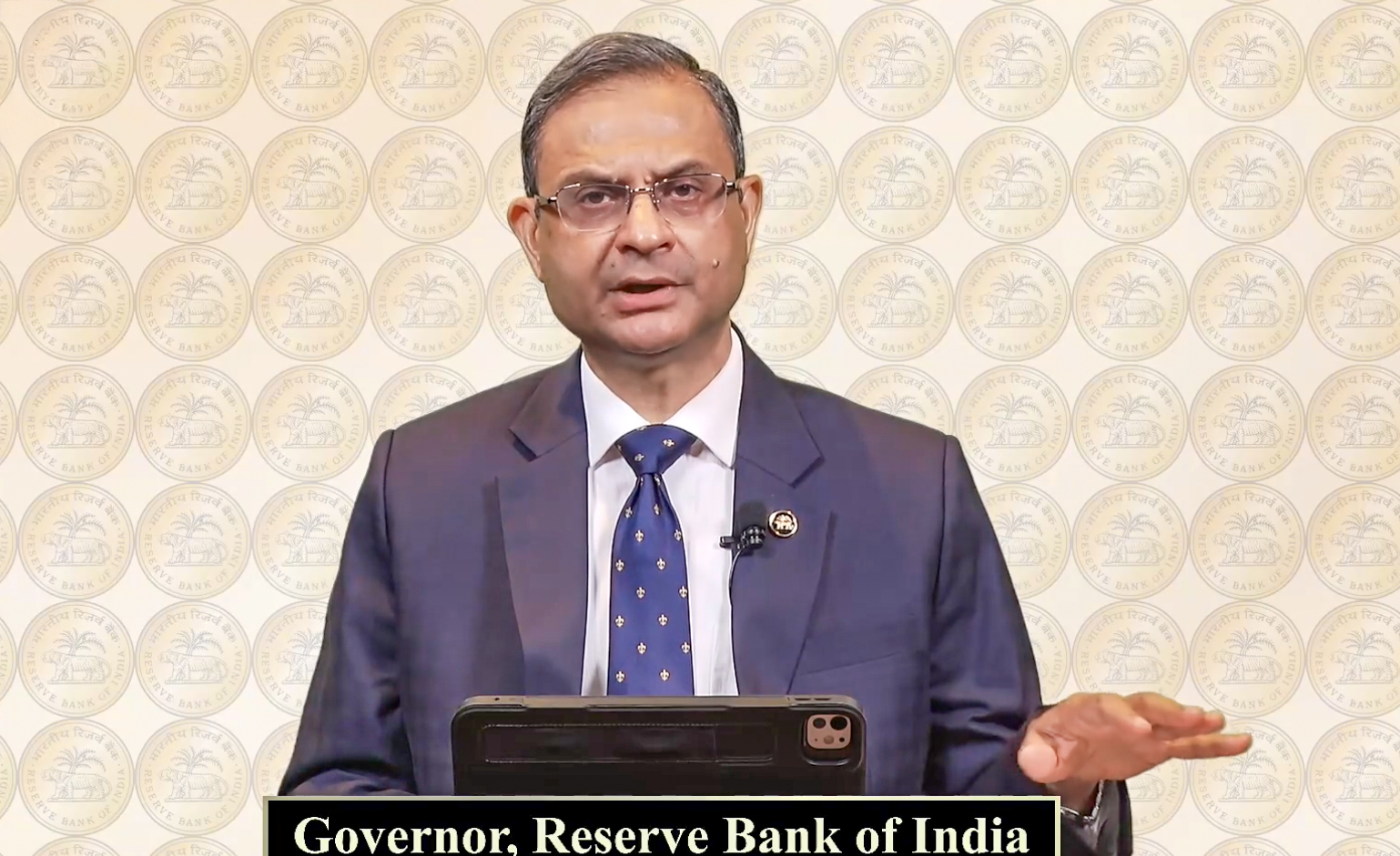 RBI keeps repo rate unchanged at 5.25 pc neutral stance RBI keeps repo rate unchanged at 5.25 pc neutral stance