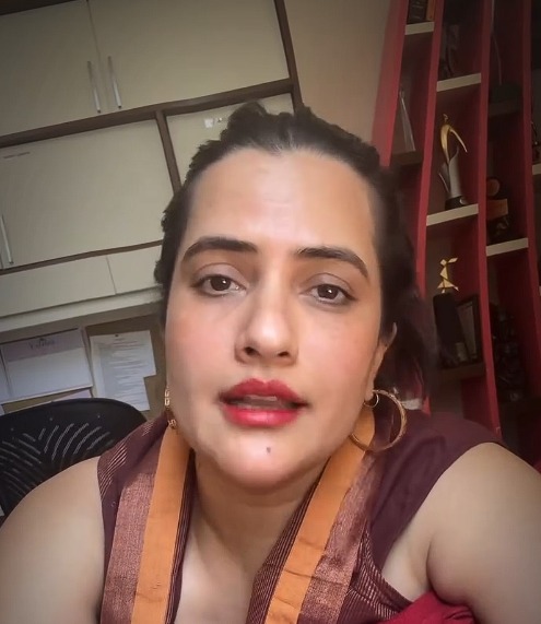 Alia Bhatt hosting Screen Awards with Sona Mohapatra support Alia Bhatt hosting Screen Awards with Sona Mohapatra support