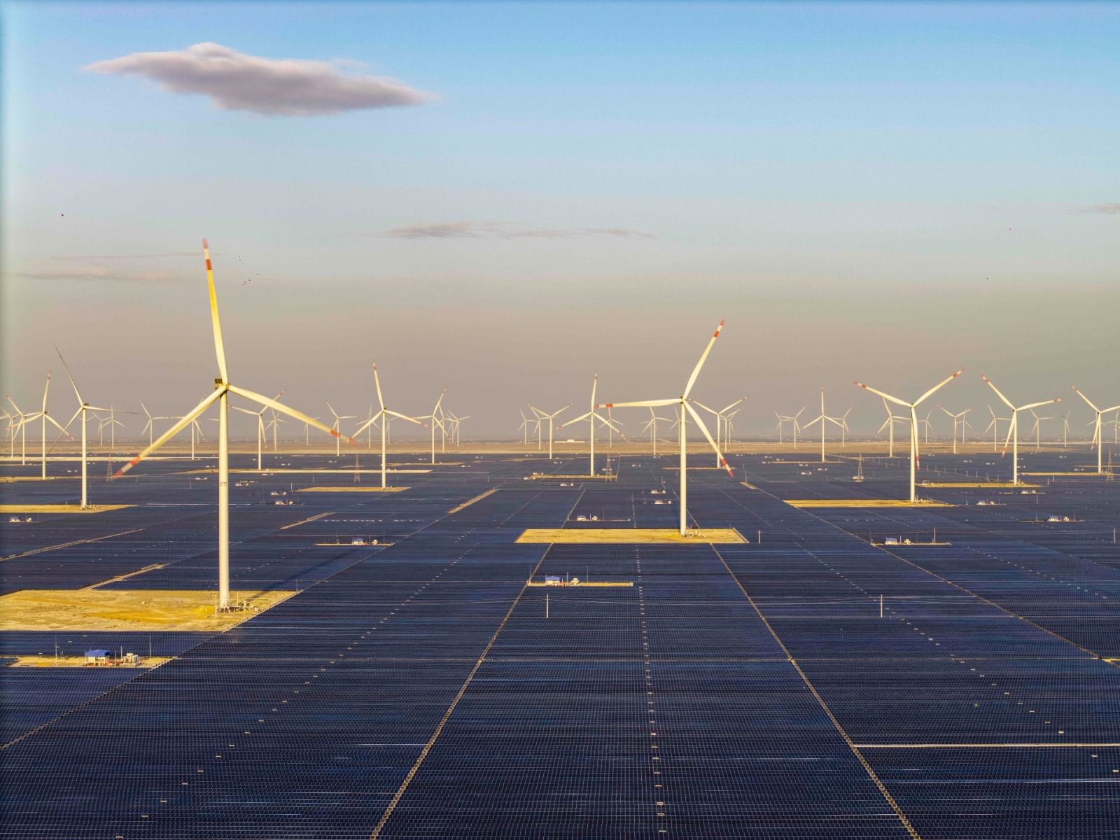Adani Green Energy renewable capacity expansion solar wind farms Adani Green Energy renewable capacity expansion solar wind farms