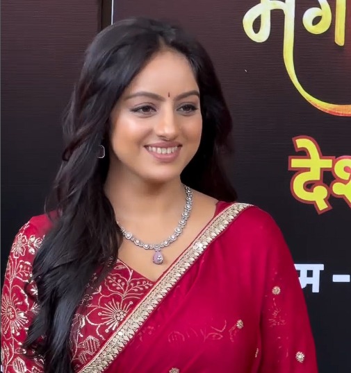 Deepika Singh as Mangal in Desh Ki Beti promotional image Deepika Singh as Mangal in Desh Ki Beti promotional image