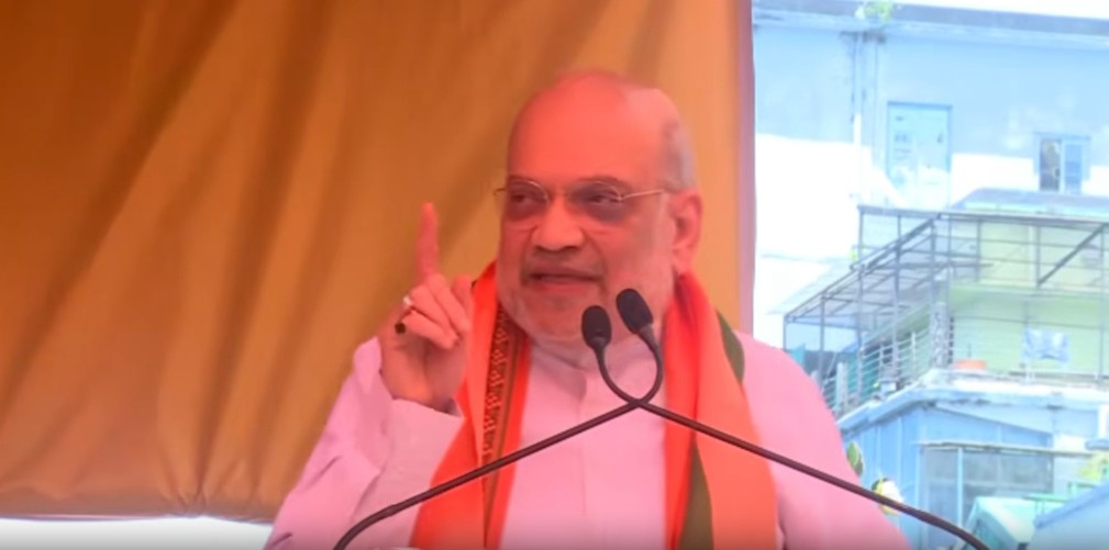 HM Shah addressing a roadshow gathering in Bhabanipur West Bengal HM Shah addressing a roadshow gathering in Bhabanipur West Bengal