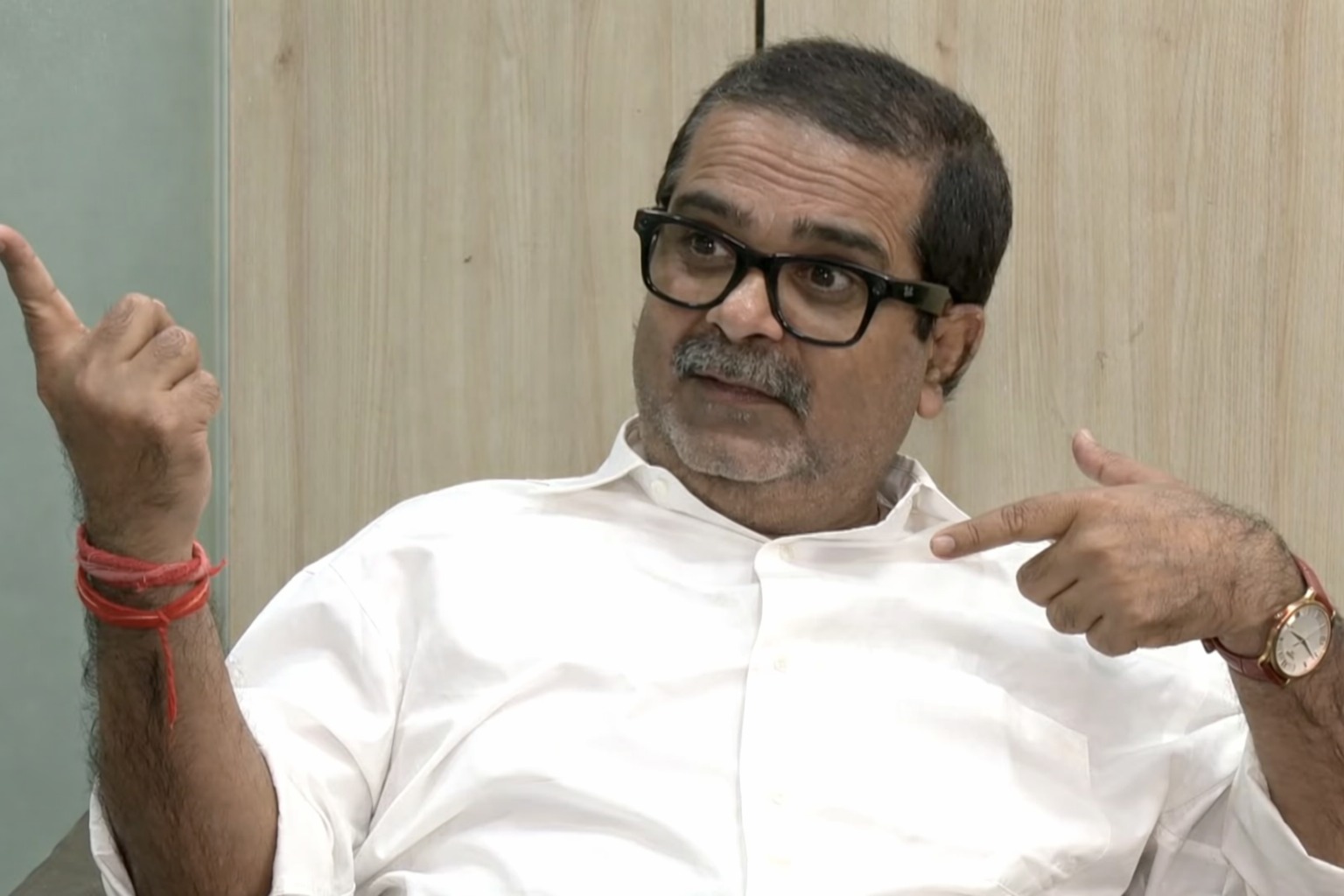 Avadh Ojha discussing Kejriwal vision for nation in IANS interview Avadh Ojha discussing Kejriwal vision for nation in IANS interview