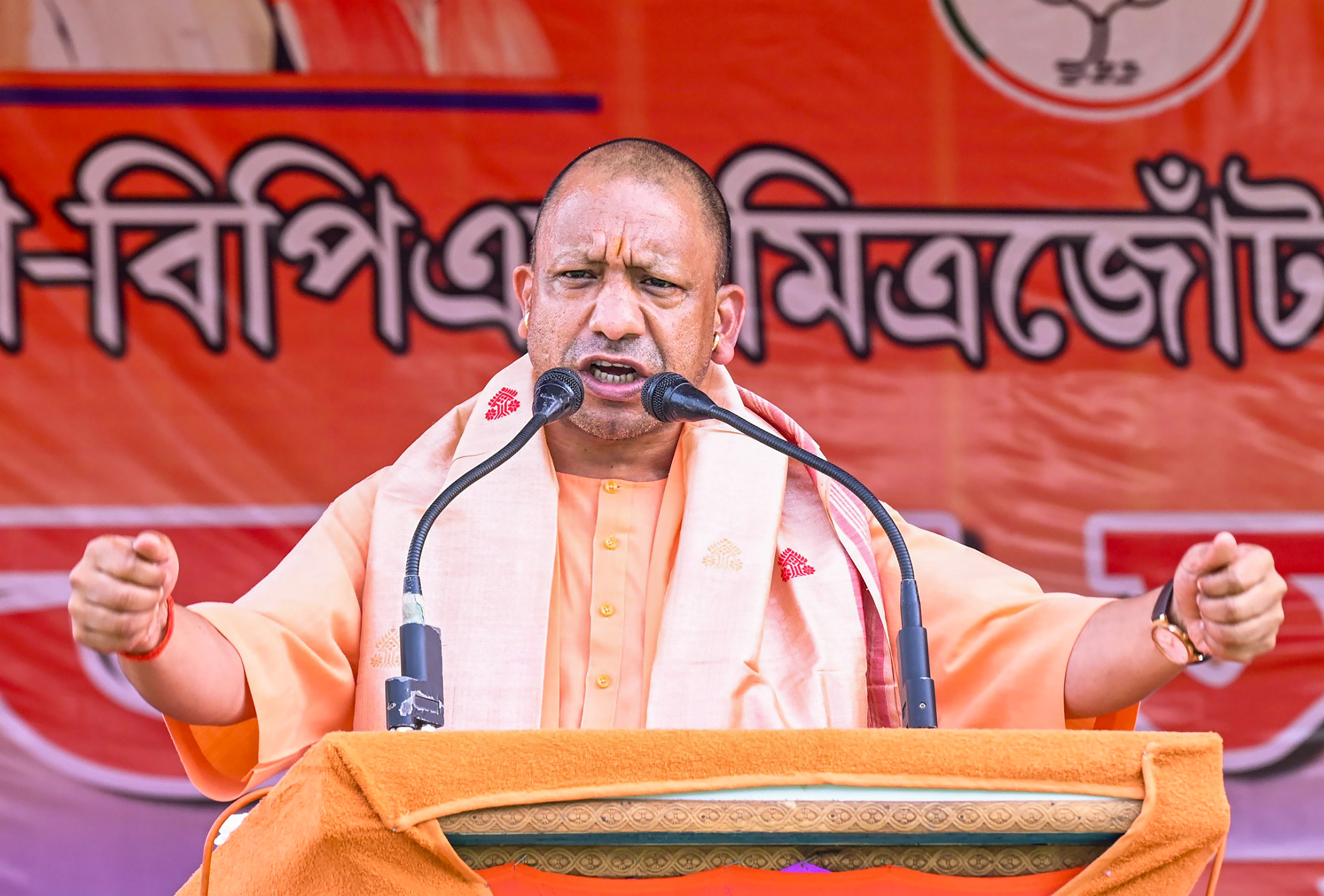 CM Yogi Adityanath speaking at Shri Malukpeeth Ashram in Vrindavan CM Yogi Adityanath speaking at Shri Malukpeeth Ashram in Vrindavan