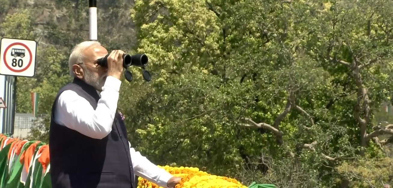 PM Modi reviewing Wildlife Corridor on Delhi-Dehradun expressway elevated section PM Modi reviewing Wildlife Corridor on Delhi-Dehradun expressway elevated section
