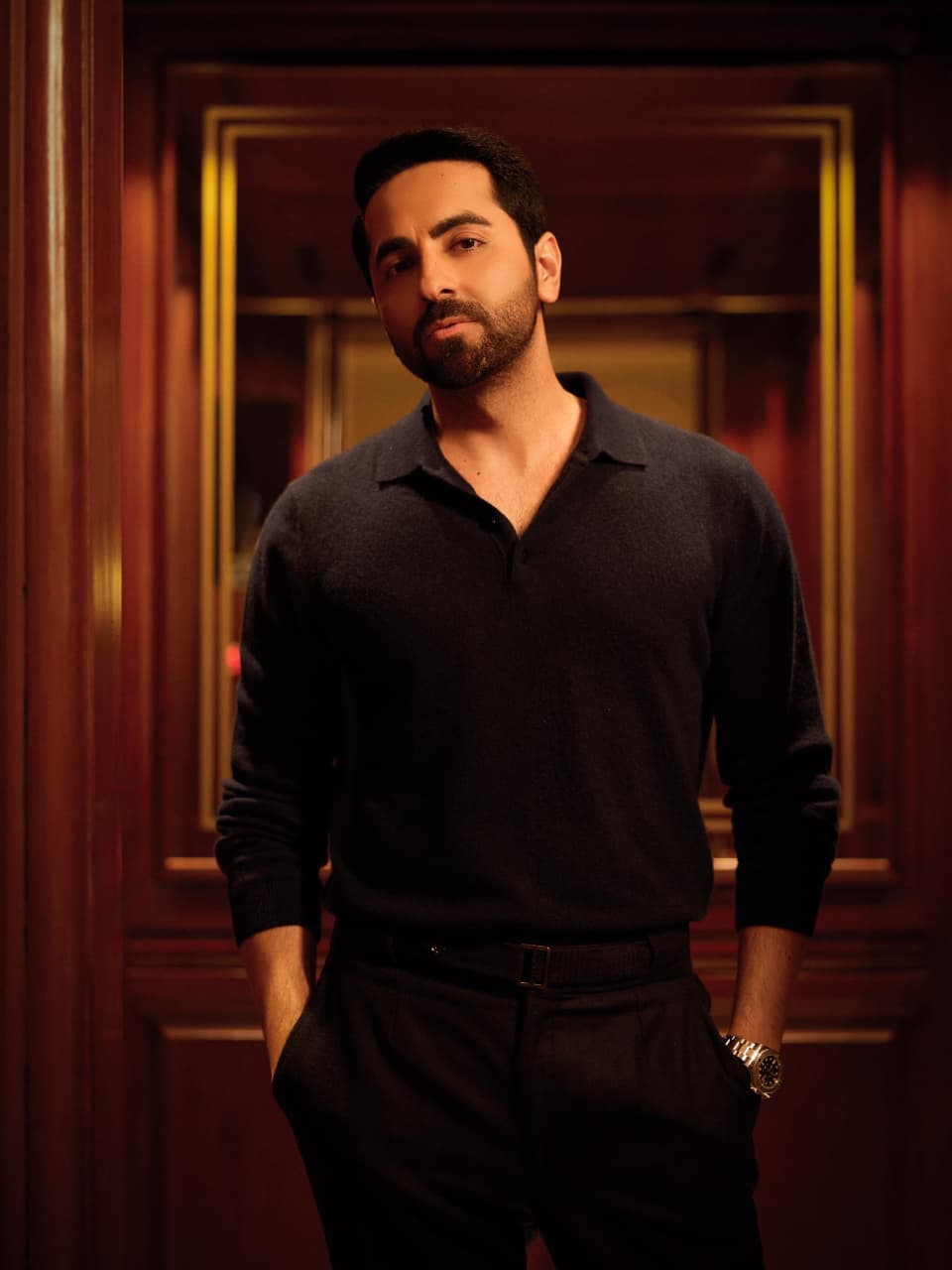 Ayushmann Khurrana singing Asha Bhosle tribute song playing guitar Ayushmann Khurrana singing Asha Bhosle tribute song playing guitar