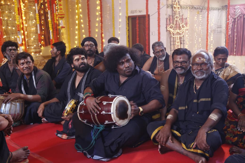 Yeri Vanthom Ayyappa song poster from Sannidhanam movie featuring Yogi Babu Yeri Vanthom Ayyappa song poster from Sannidhanam movie featuring Yogi Babu