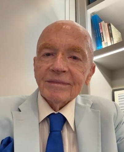 Mark Mobius discussing India economy growth prospects Mark Mobius discussing India economy growth prospects