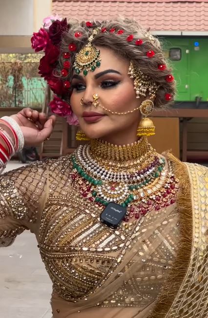 Rakhi Sawant and Raqesh Bapat entertainment news Rakhi Sawant and Raqesh Bapat entertainment news