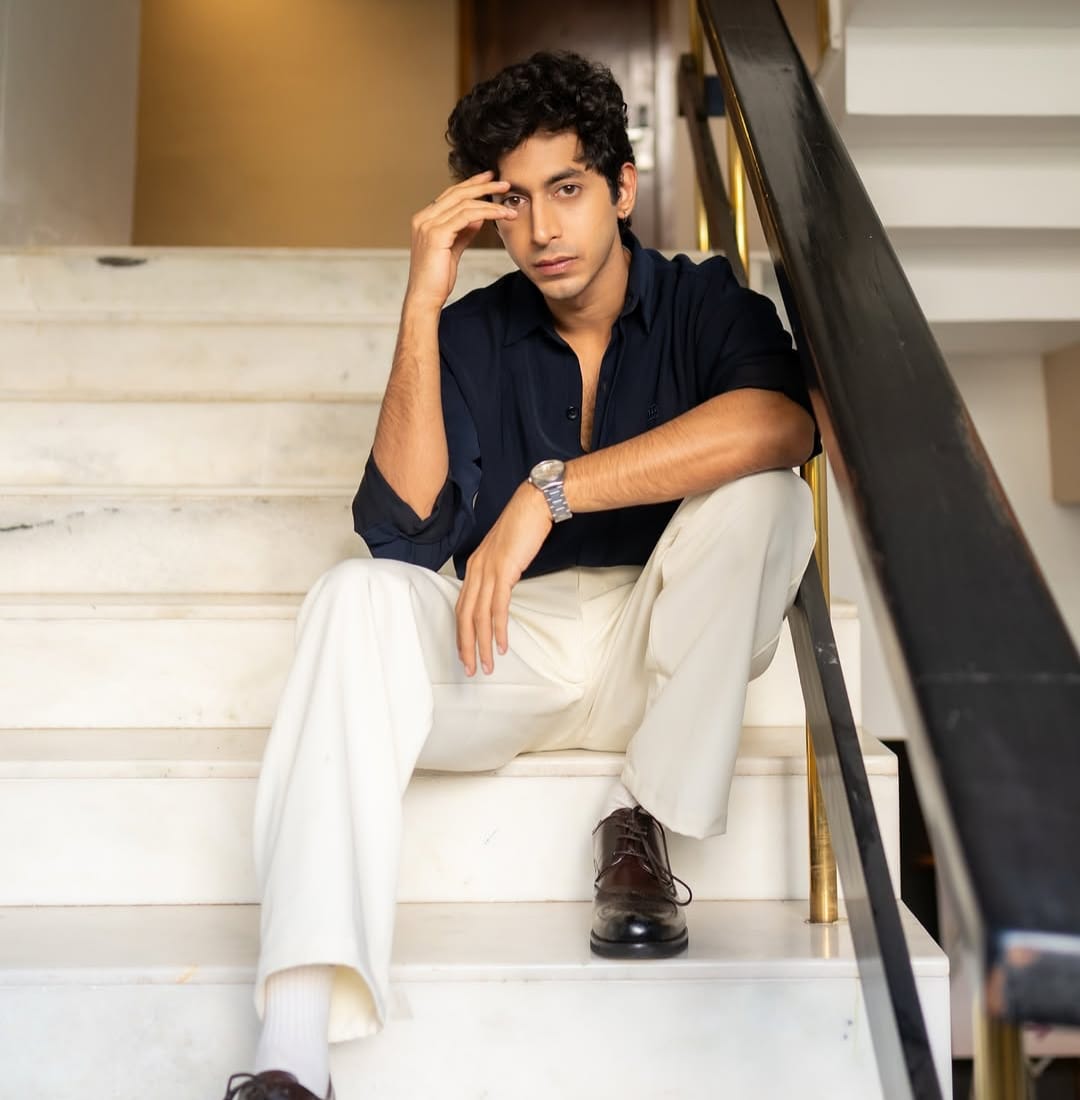 Mihir Ahuja with The Archies cast Suhana Khan and Khushi Kapoor Mihir Ahuja with The Archies cast Suhana Khan and Khushi Kapoor
