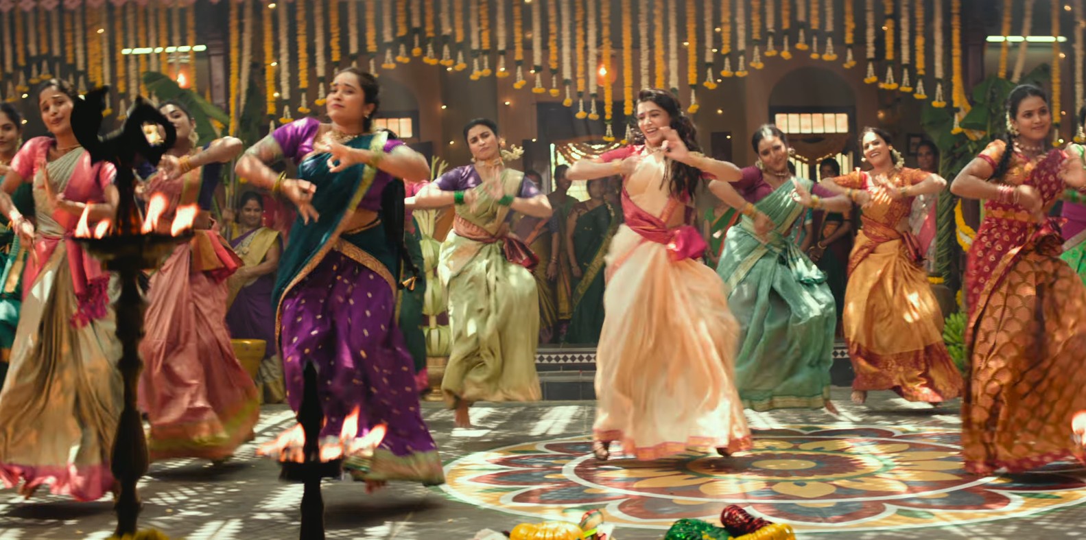 Samantha Ruth Prabhu in Thassadiya song from Maa Inti Bangaaram Samantha Ruth Prabhu in Thassadiya song from Maa Inti Bangaaram