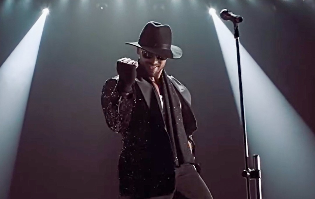 Tiger Shroff performing Michael Jackson dance moves tribute Tiger Shroff performing Michael Jackson dance moves tribute