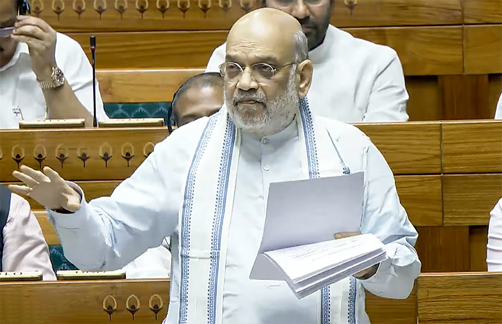 HM Amit Shah speaking in Parliament about Congress and caste census HM Amit Shah speaking in Parliament about Congress and caste census