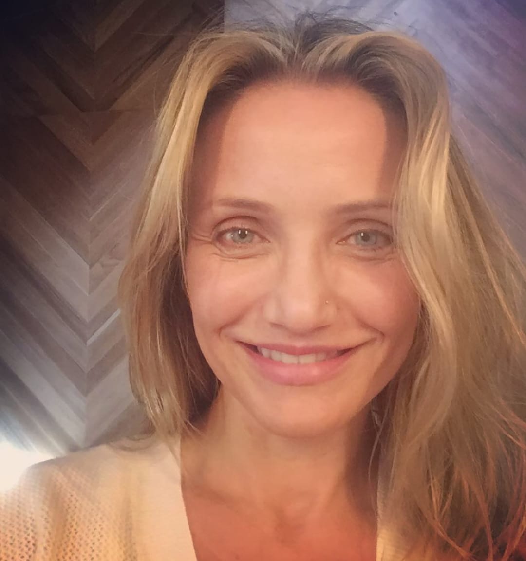 Cameron Diaz discussing fame cost in Outcome movie Cameron Diaz discussing fame cost in Outcome movie