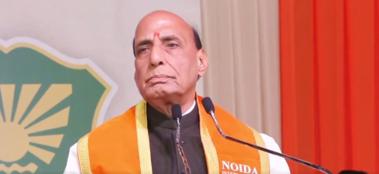 Defence Minister Rajnath Singh speaking about Pakistani youth and terrorism at university event Defence Minister Rajnath Singh speaking about Pakistani youth and terrorism at university event